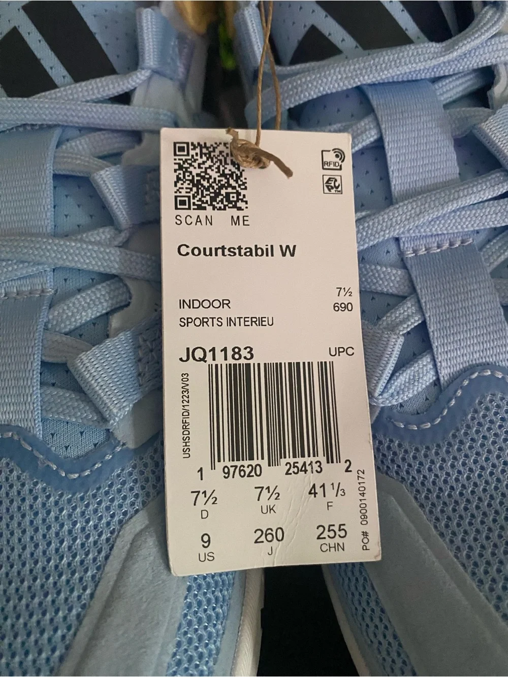 adidas lightweight court